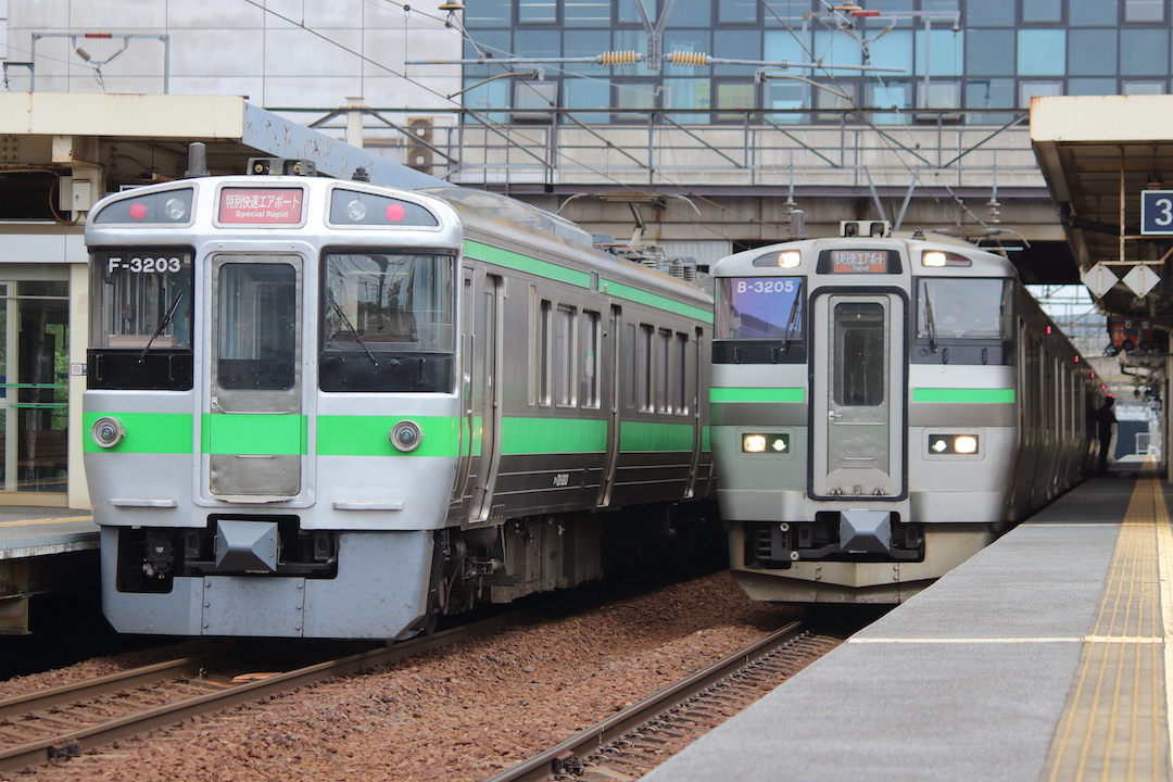 今年度までに快速エアポートを733系に置き換え予定 - スマフォ版