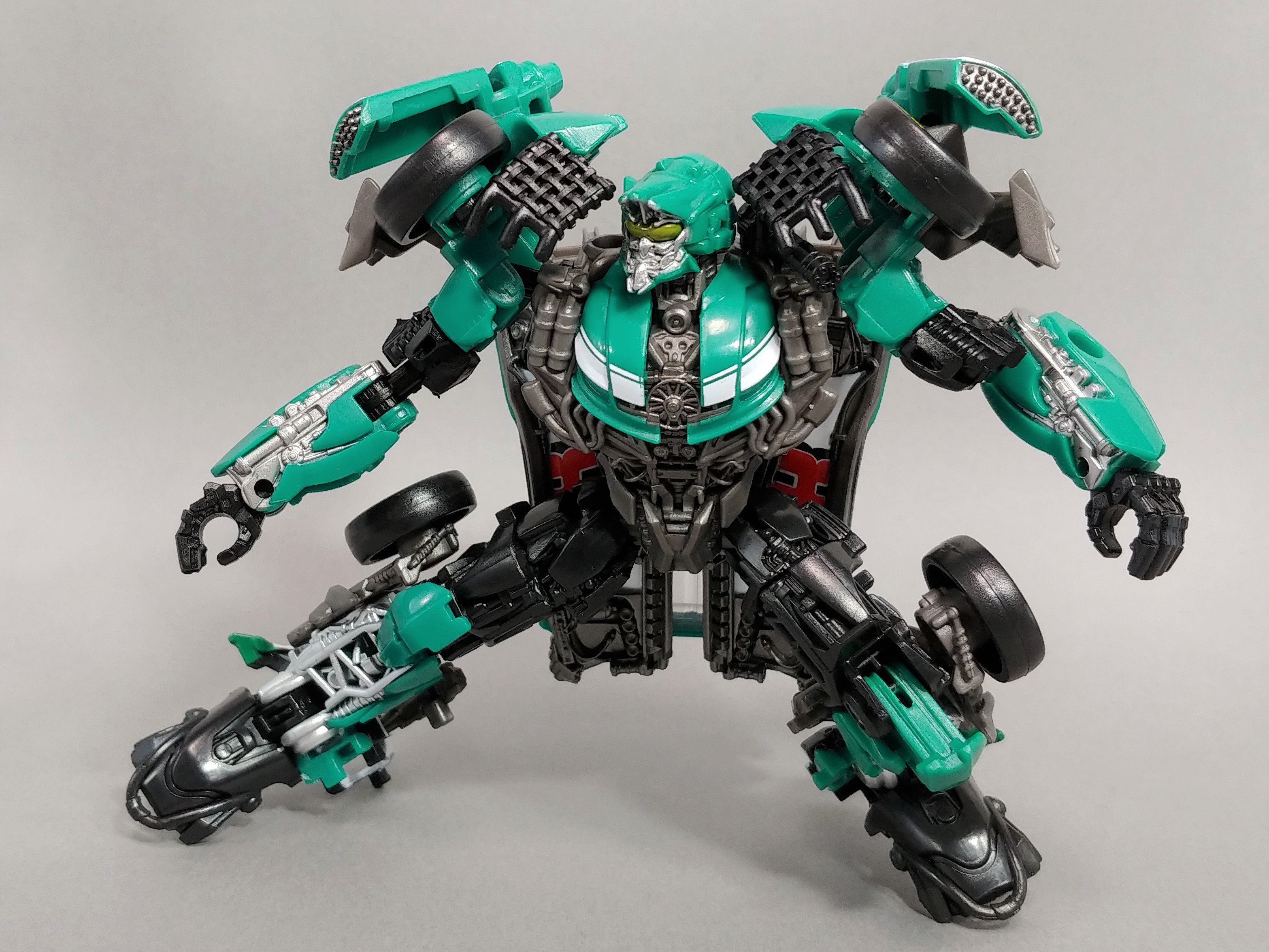 レビュー TF スタジオシリーズ ロードバスター - ふじの生態日記