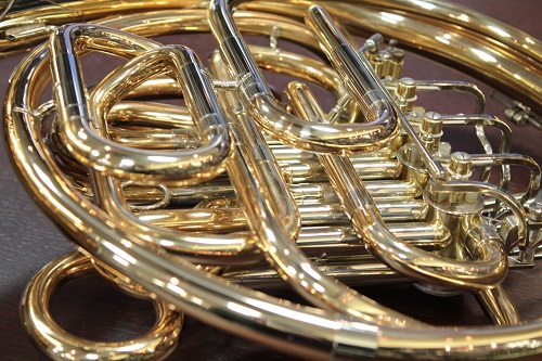 中古ハンスホイヤーホルン 802GAL - 管楽器専門店ウィンズラボのブログ