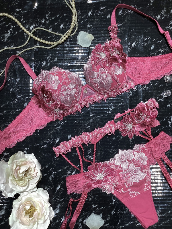 ❤️サルート28G入荷しました❤️ | Salute by WACOAL/AMPHI