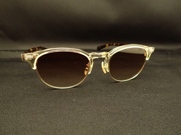 999,9 feelsun（フォーナインズフィールサン） 新作入荷 F-04M