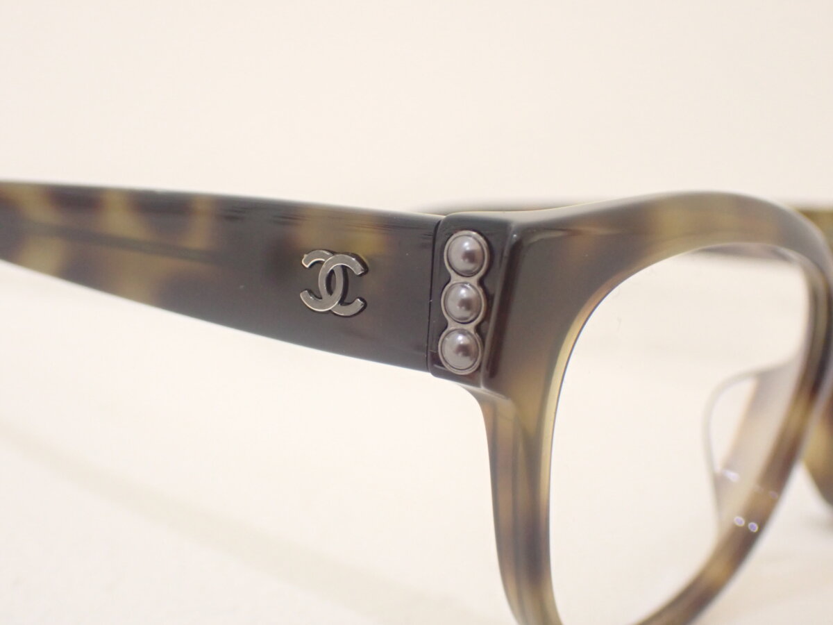 アセテート＆コスチュームパールフレーム｜CHANEL（シャネル）「3440