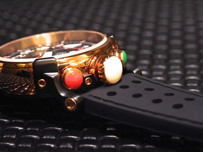 カフェレーサー”から得たひらめきを大胆に融合させたユニークで他に類