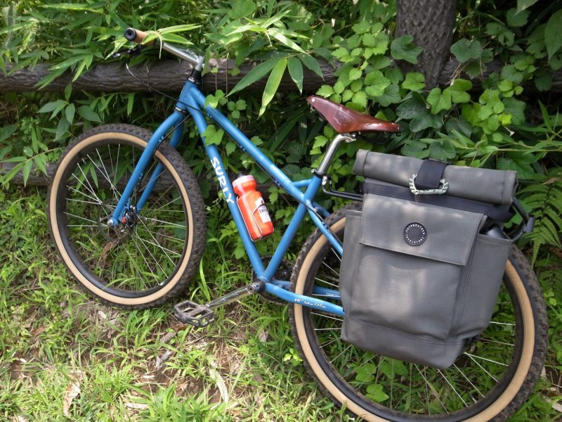 FAIRWEATHER* pannier (black) - BLUE LUG ONLINE STORE