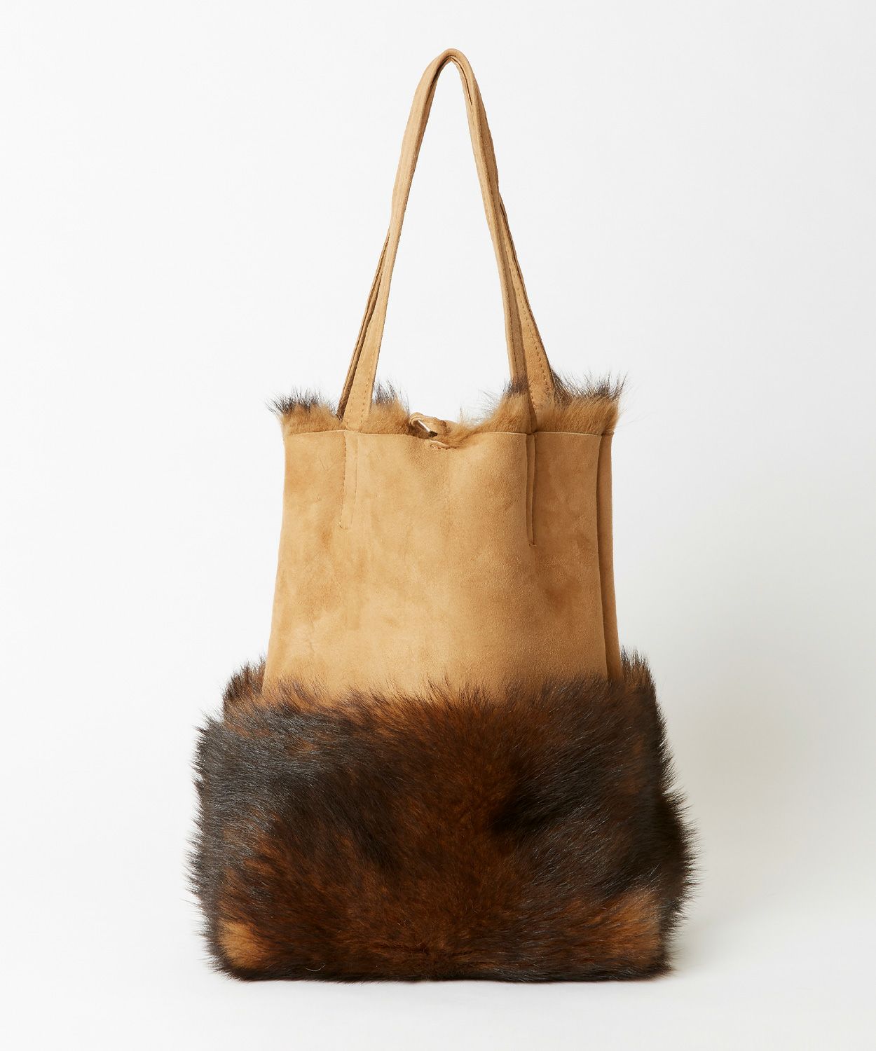 華やかで温もりある秋冬を楽しめるオーエンバリーのシープスキングッズ