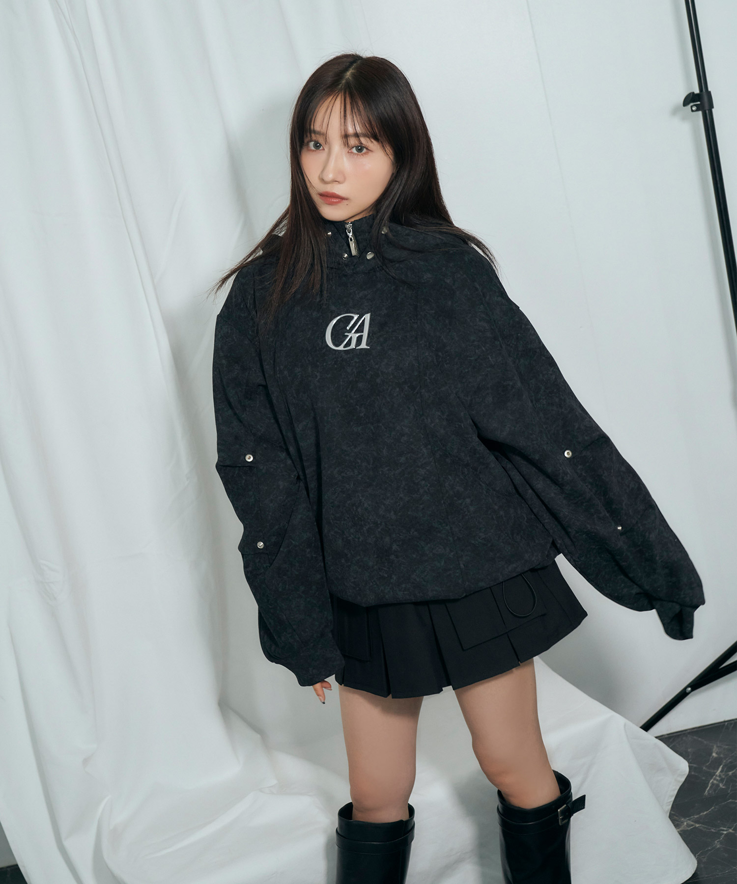 UNISEX ケミカルハイネックパーカー – BUNNY APARTMENT