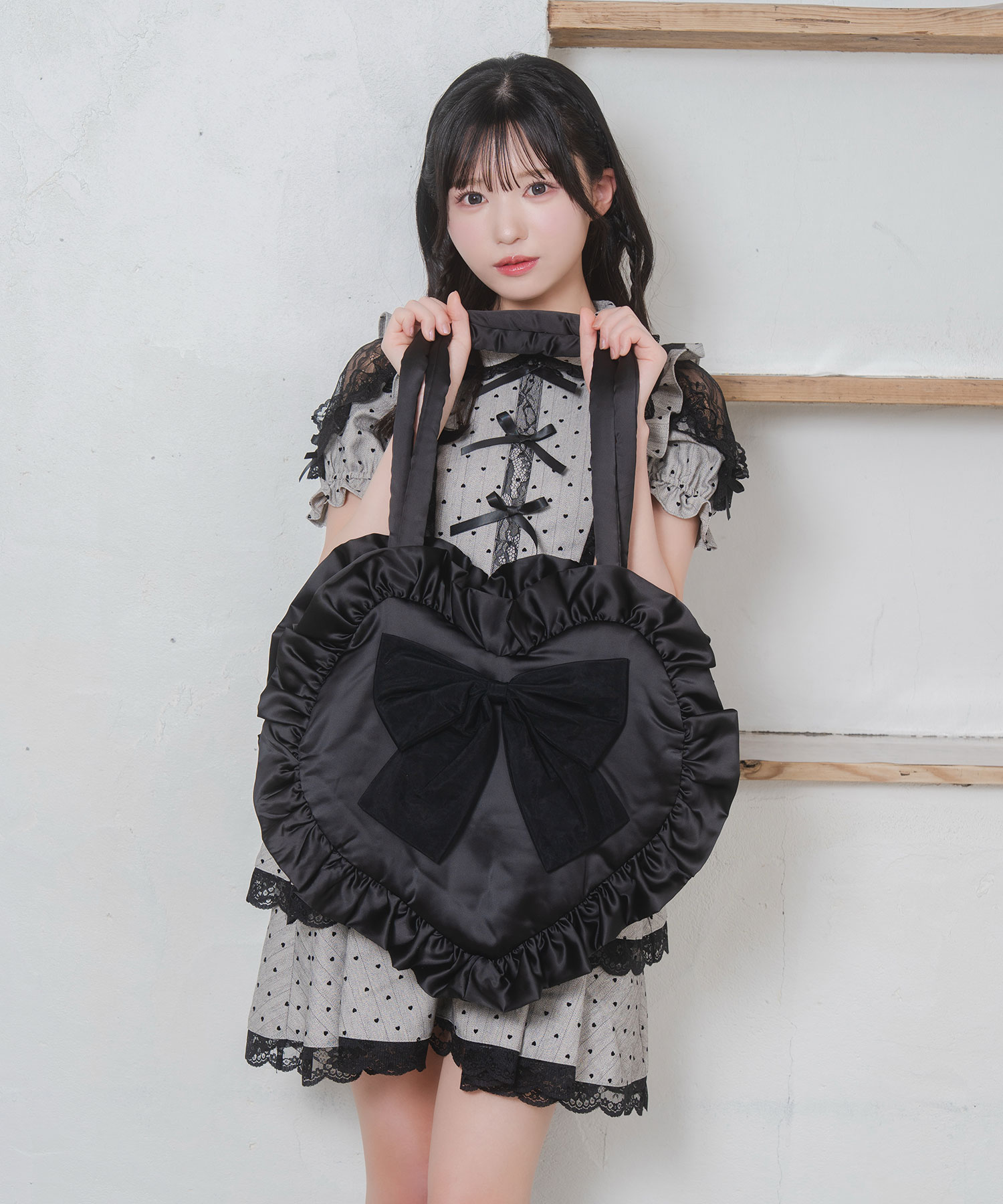 ビッグリボンハートトートバッグ – BUNNY APARTMENT