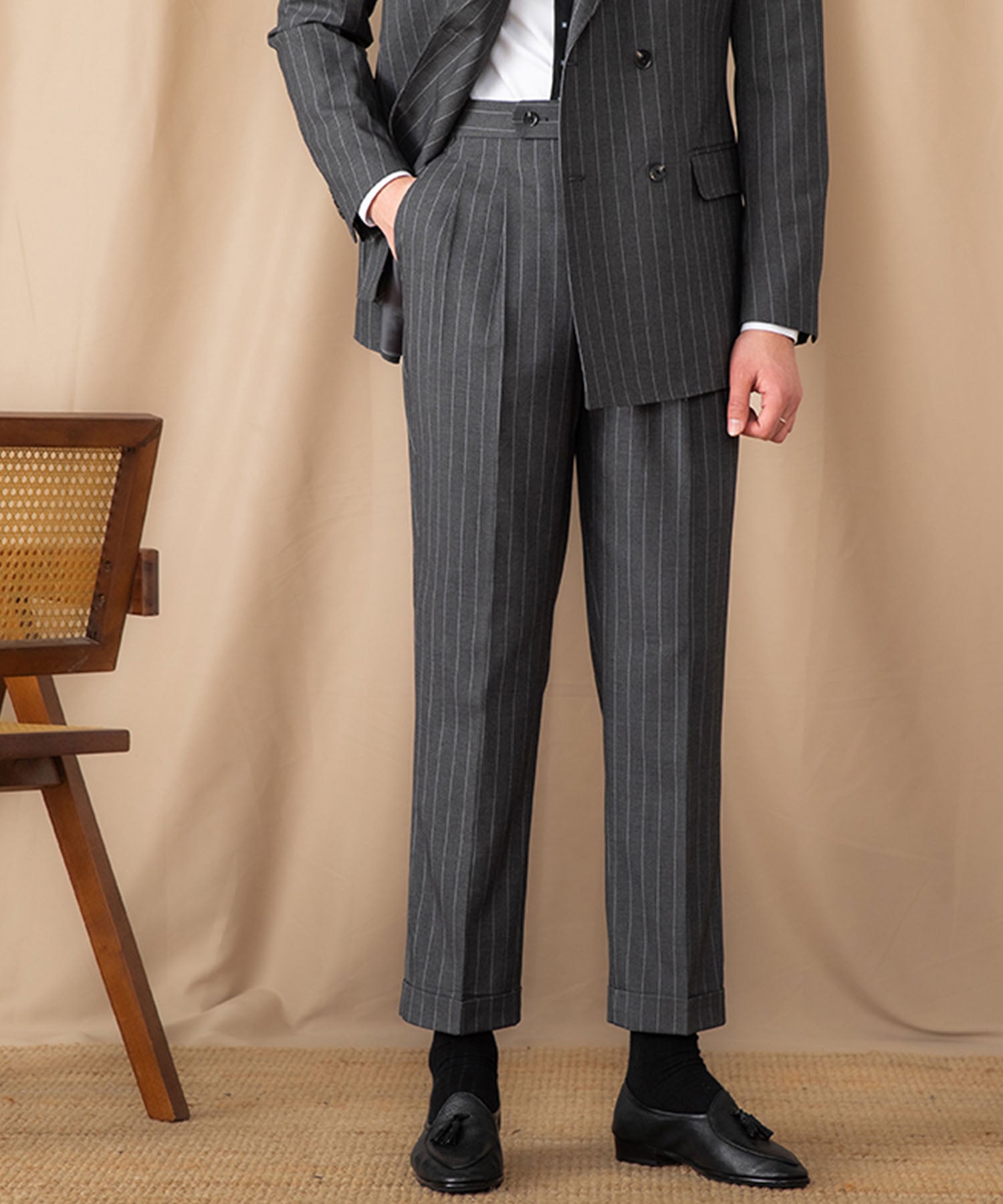 ドラマ着用】スリムフィット 機能性抜群 ダブルブレスト フラップ