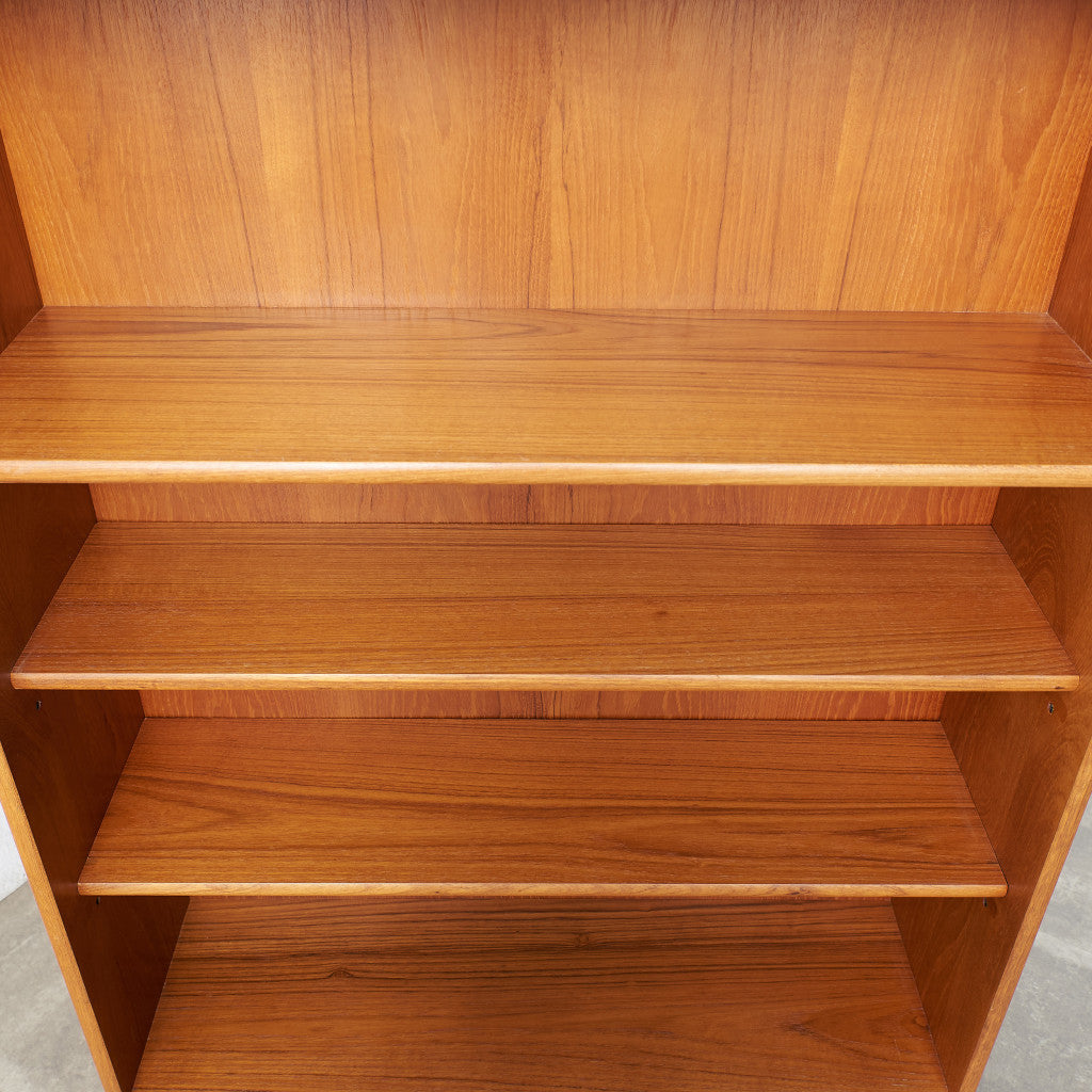 64346]イギリス ヴィンテージ ブック シェルフ 木製 チーク 飾り棚