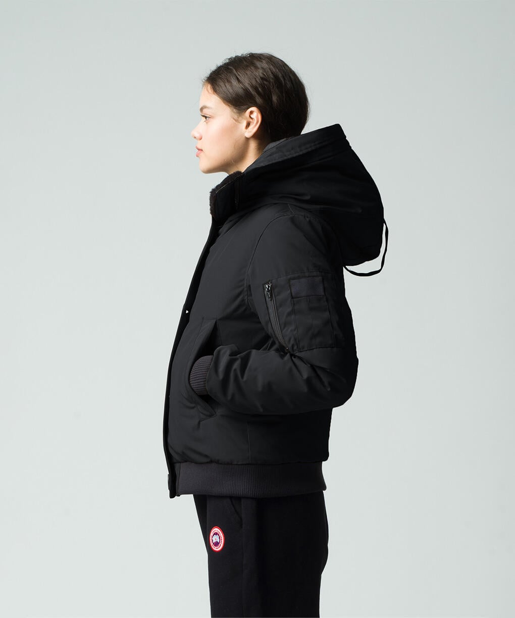 ラブラドール ボンバー ブラックレーベル(7967WBJ)｜カナダグース