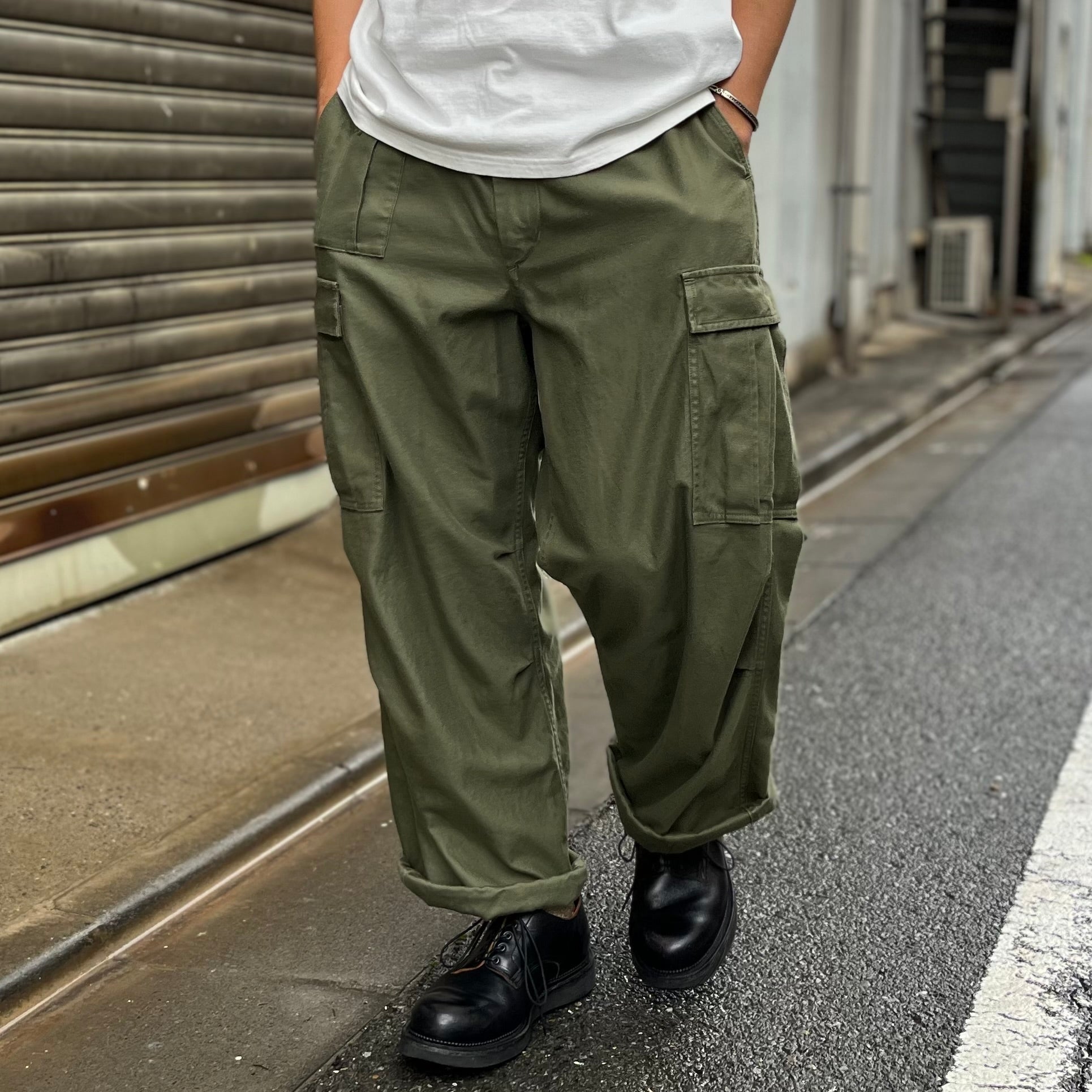Nigel Cabourn直営各店 & ONLINE STOREに再入荷》ARMY CARGO PANT
