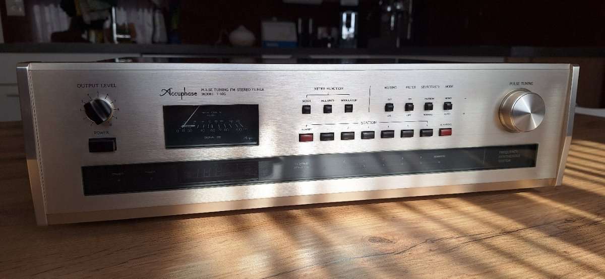 Used Accuphase T-105 Tuners for Sale | HifiShark.com