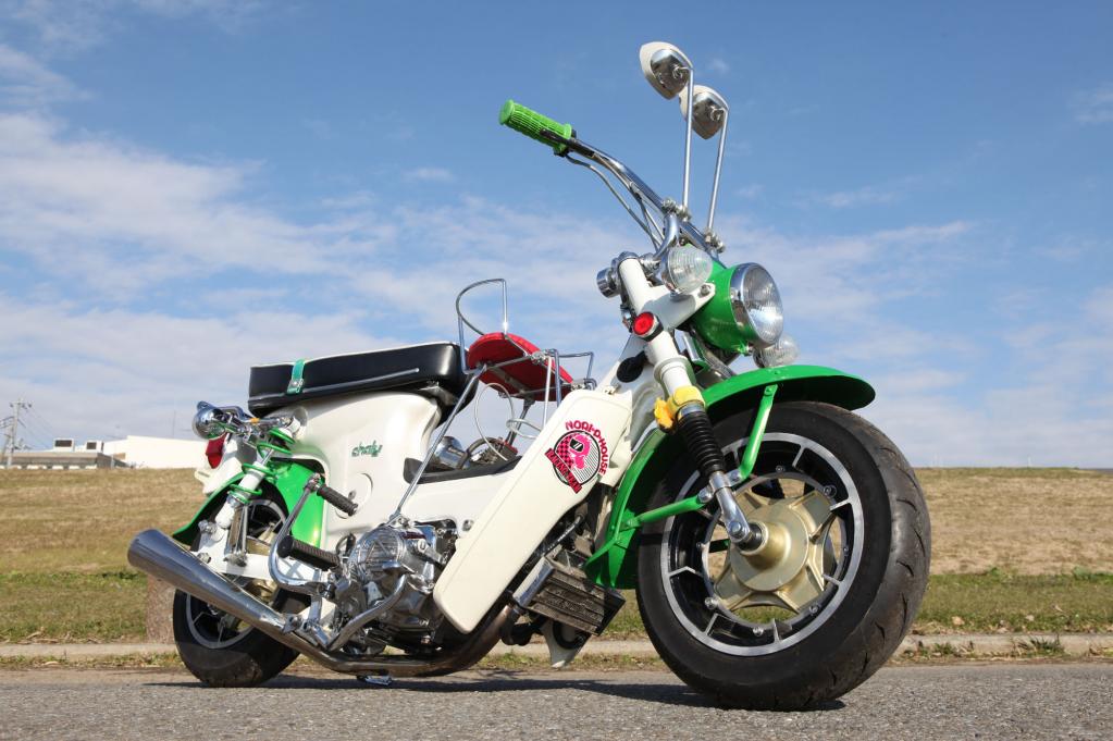 バイクにチャイルドシート！は昭和世代の常識!? '70年代の貴重なお宝