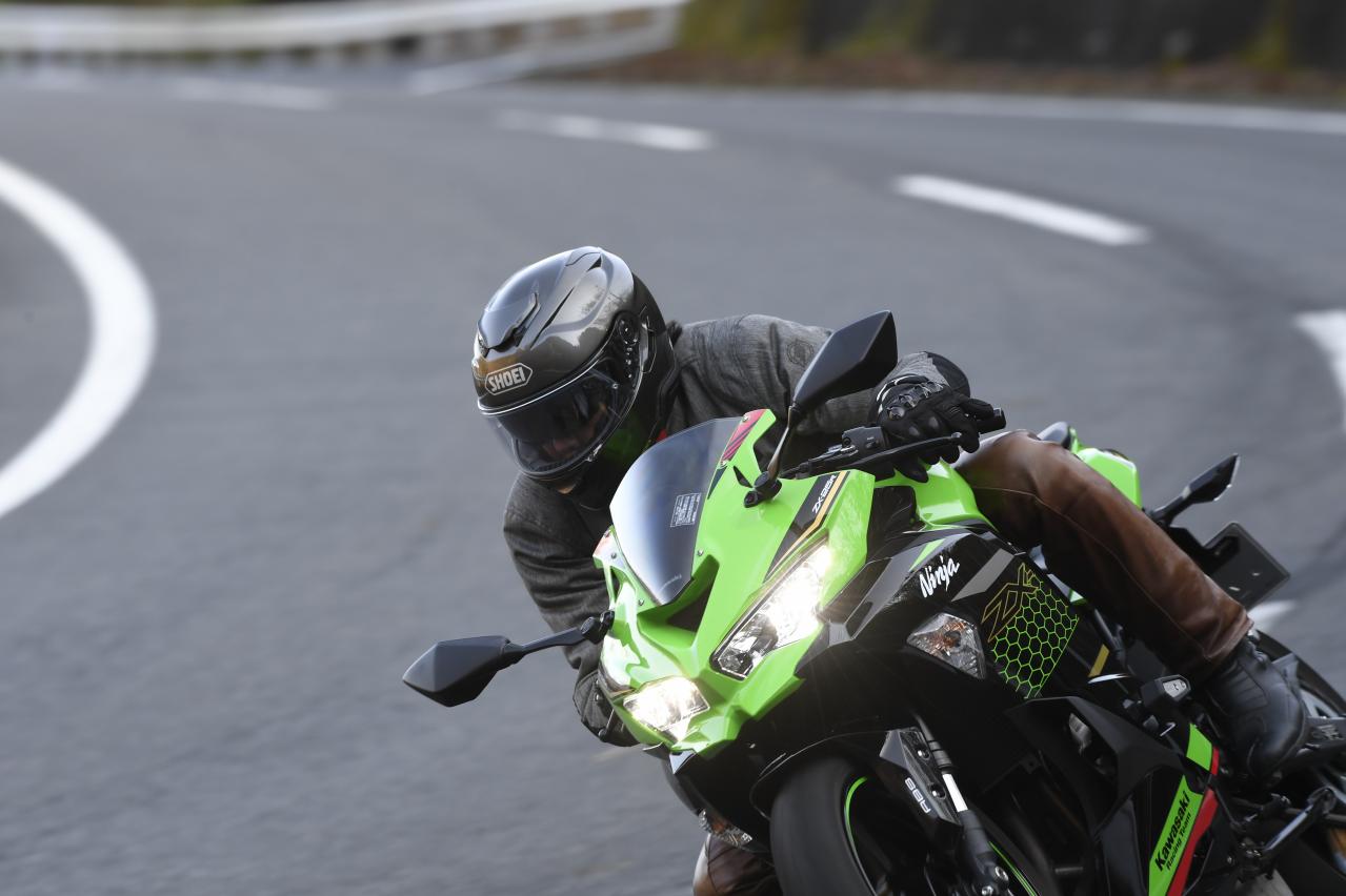 ツーリングは意外と快適！ でも600ccクラスとニンジャ250を羨ましく