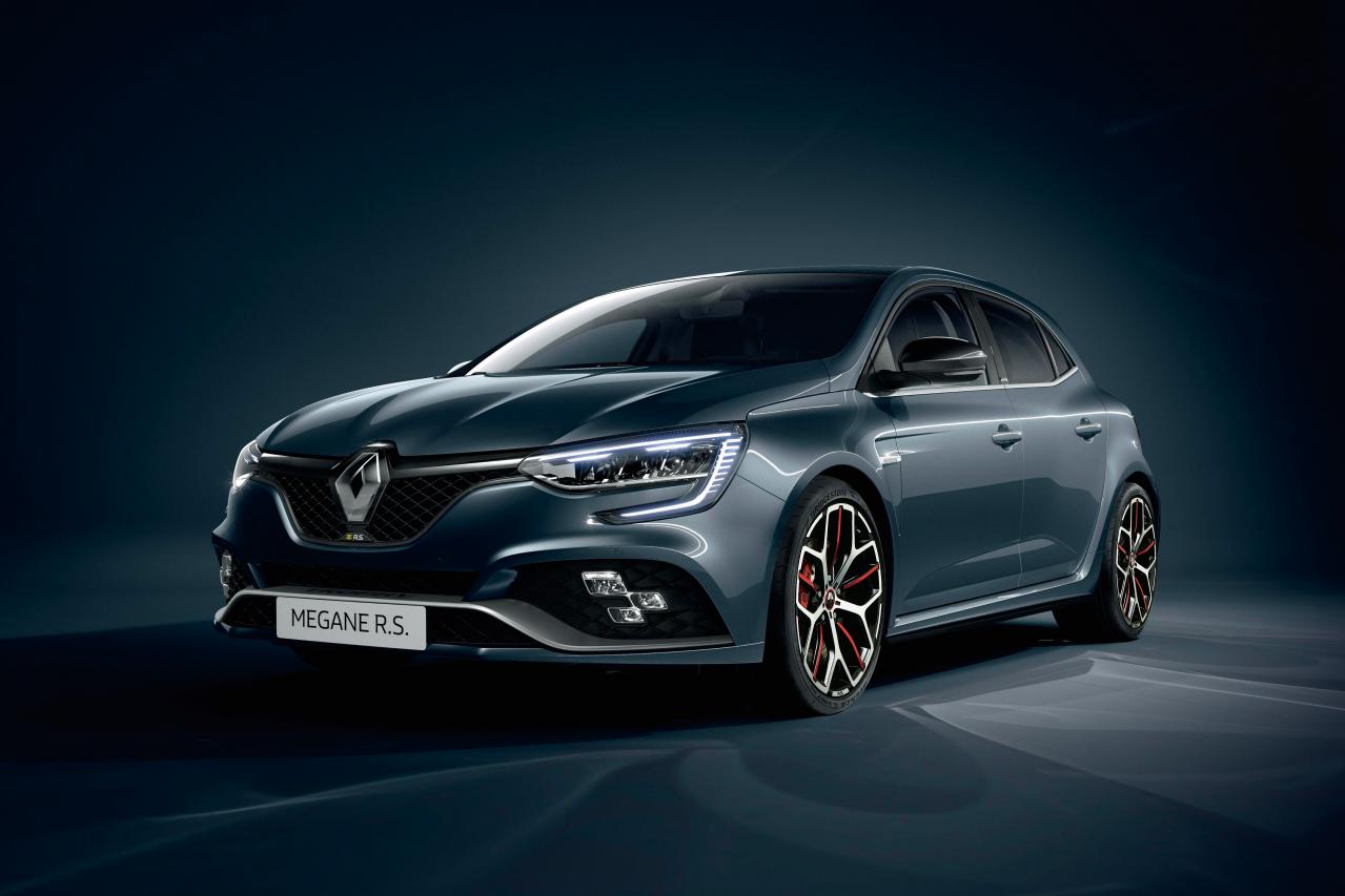 300ps／420Nm！究極のコーナリングマシン！ 新型メガーヌ R.S.／R.S.