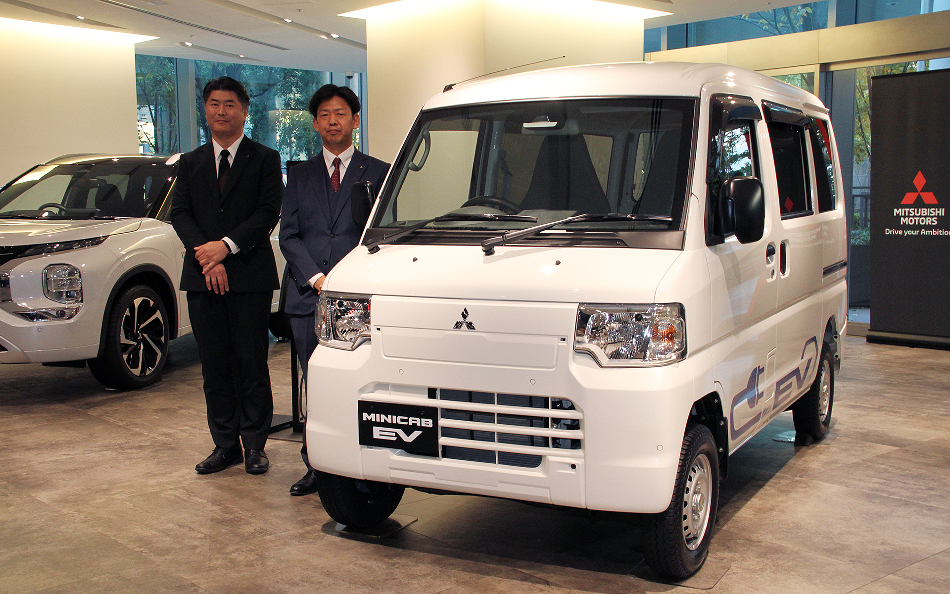 三菱自動車、新型軽商用EV「ミニキャブ EV」説明会 モーター、バッテリ