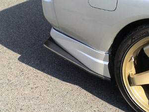 BNR32用 リアマットガード FRP製 受注生産品 | Bee☆Racing オンライン