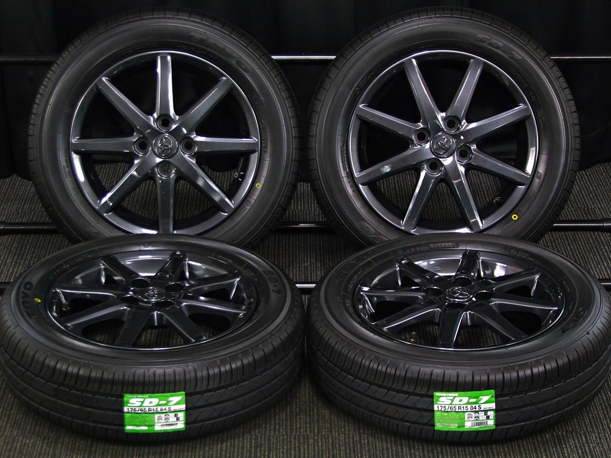 TOYOTA (トヨタ) AQUA (アクア) 純正 15×5J(+39)PCD100-4H リメイク