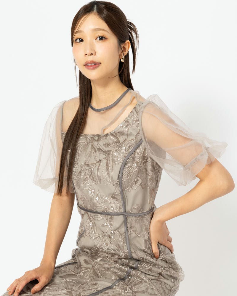 Leja レジャ アシンメトリーシアーフラワードレス グレー系 | 結婚式