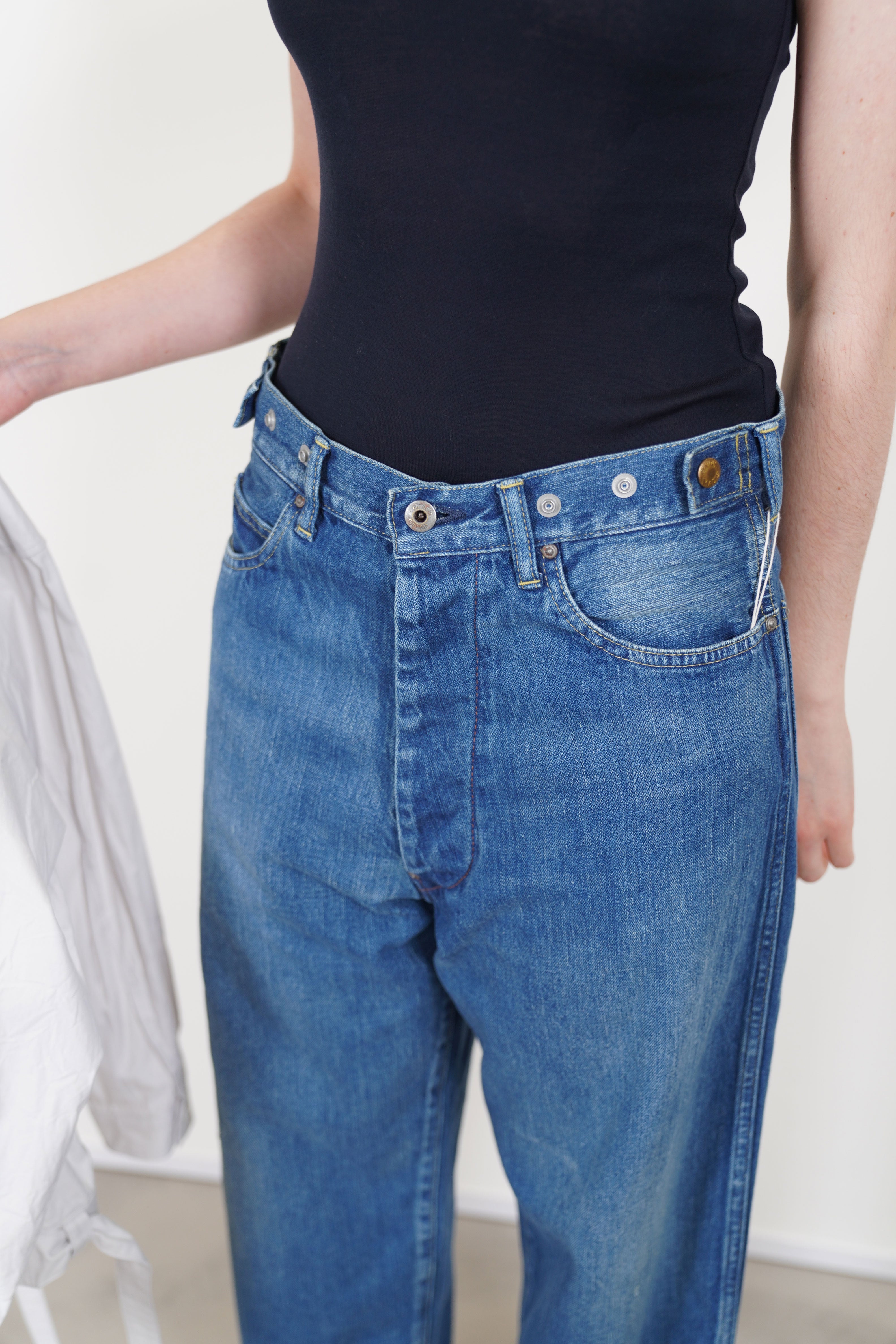 chimala cs40-mp10a denim pants smoky blue | carrousel the store