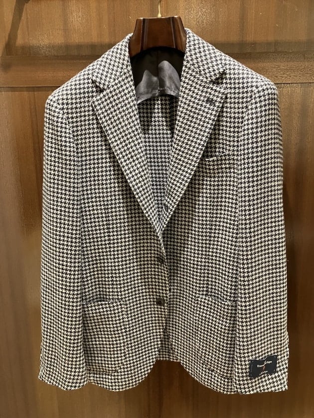 モダンなグレーのハンドトゥース｜ビームスF 新宿｜BEAMS