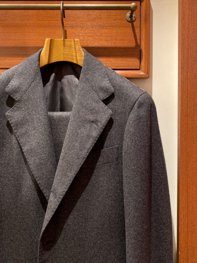 BEAMS F〉New Arrival ハンドラインスーツ②｜ビームス ライフ 横浜｜BEAMS