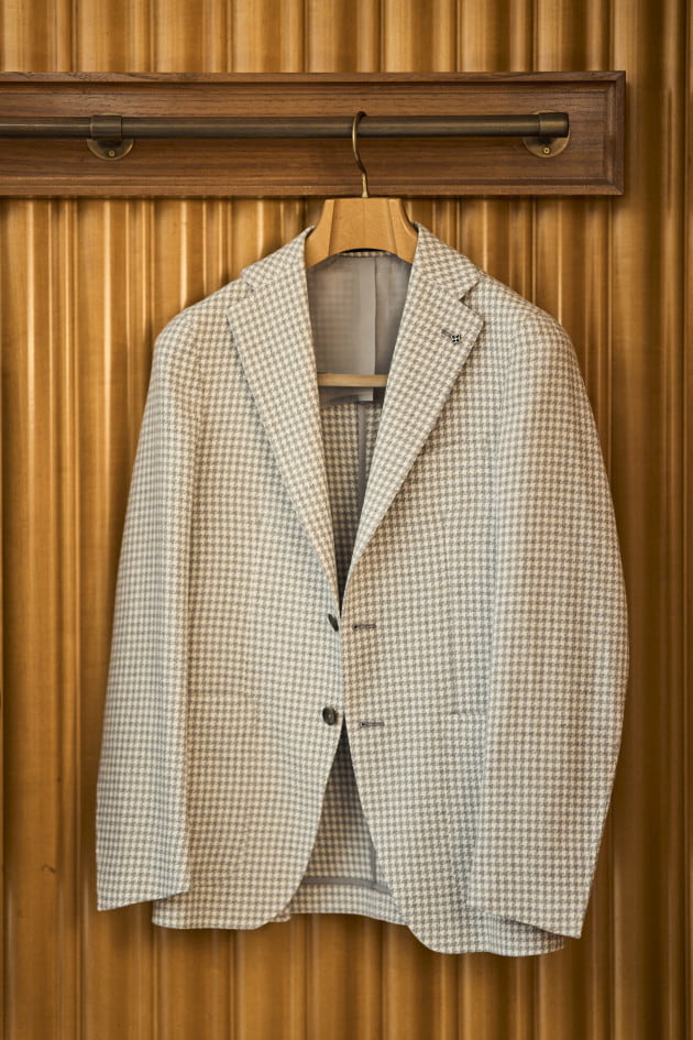 TAGLIATORE × Brilla per il gusto＞新作ハウンドトゥースジャケット