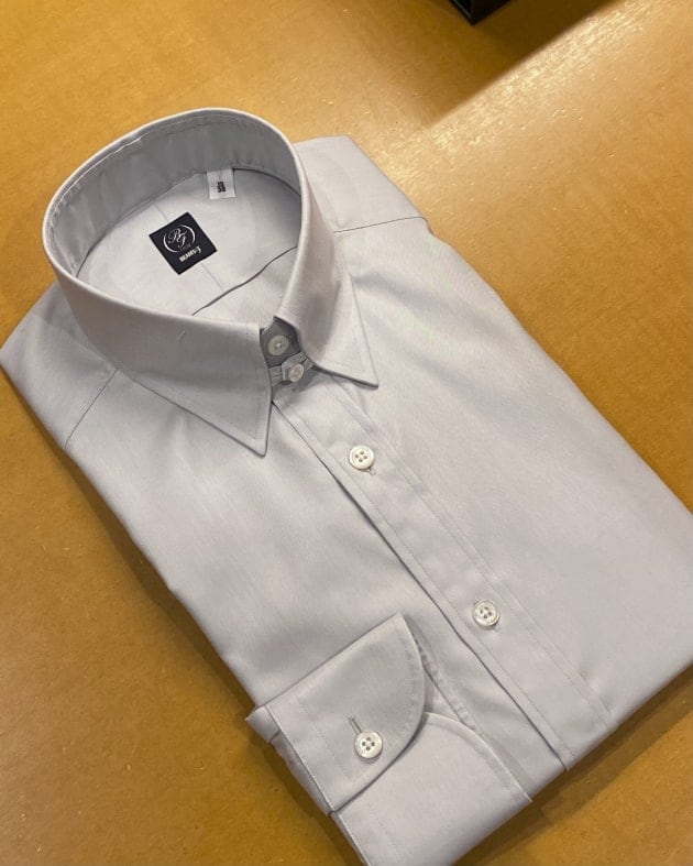 BEAMS F〉待望の追加。グレータブカラーシャツ。｜ビームス ライフ