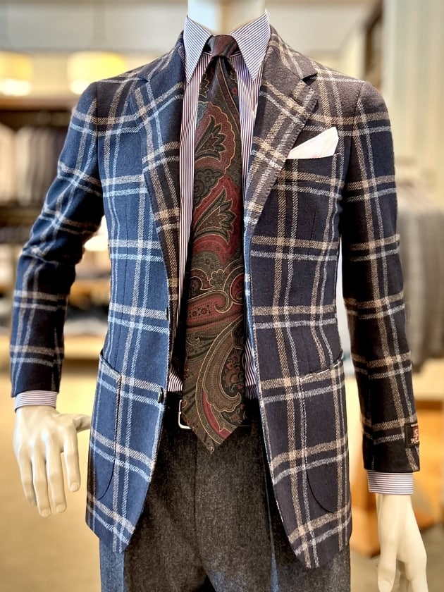 タータンチェックジャケット×ペイズリータイ。｜BEAMS F（ビームスF