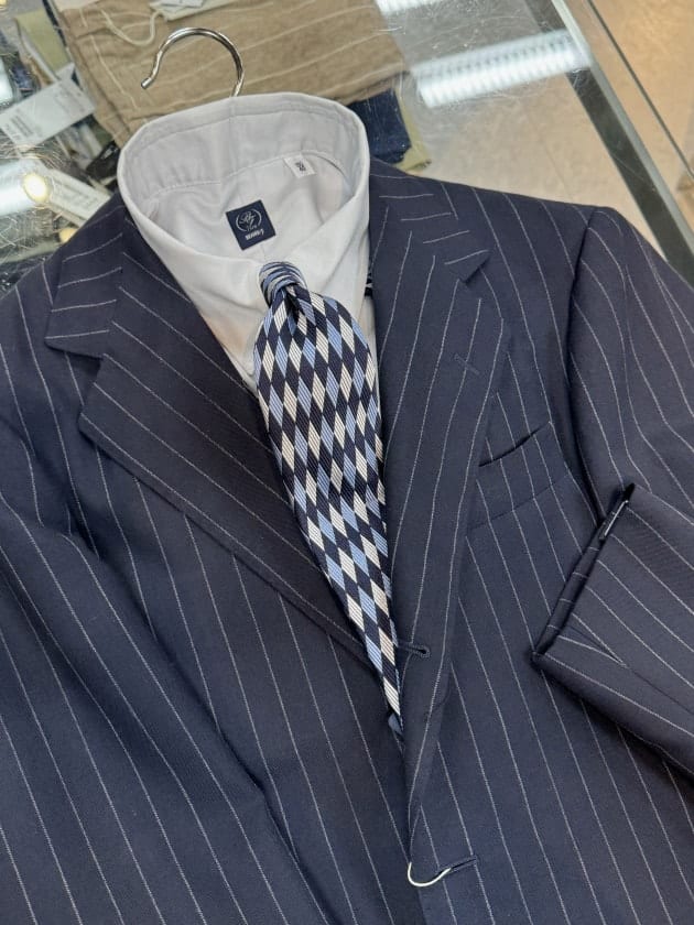 BEAMS F〉25SS おすすめのネイビーストライプスーツ｜ビームスF 新宿