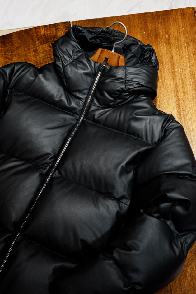 ダウン”の概念を変える、＜MONCLER（モンクレール）＞のレザーダウン