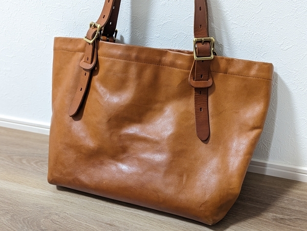 経年変化が愛おしい！SLOW（スロウ）のルボーノ トートバッグを