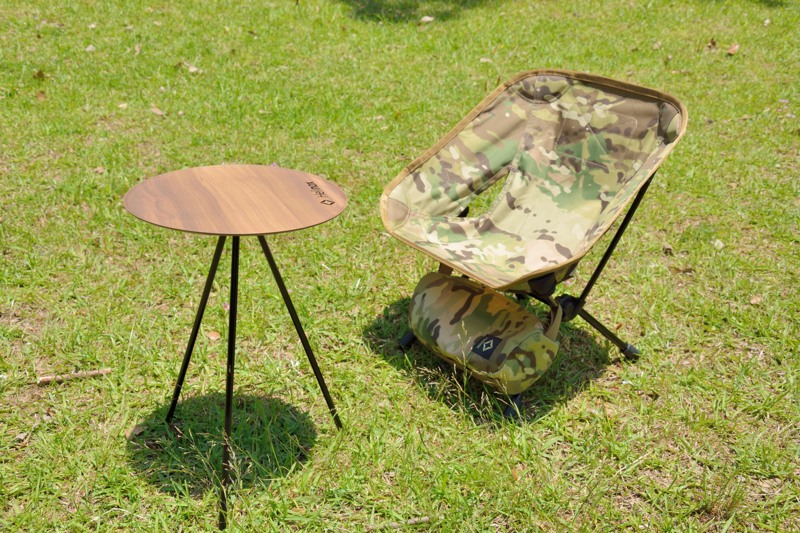 山でも使えるテーブル：Helinoxのテーブルオー ホーム - 播磨の山々