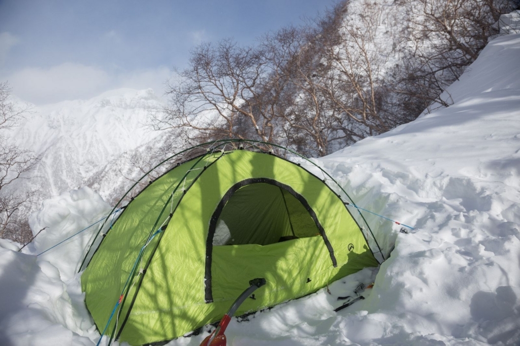 手持ちの山岳テントレビュー - のぼるひと