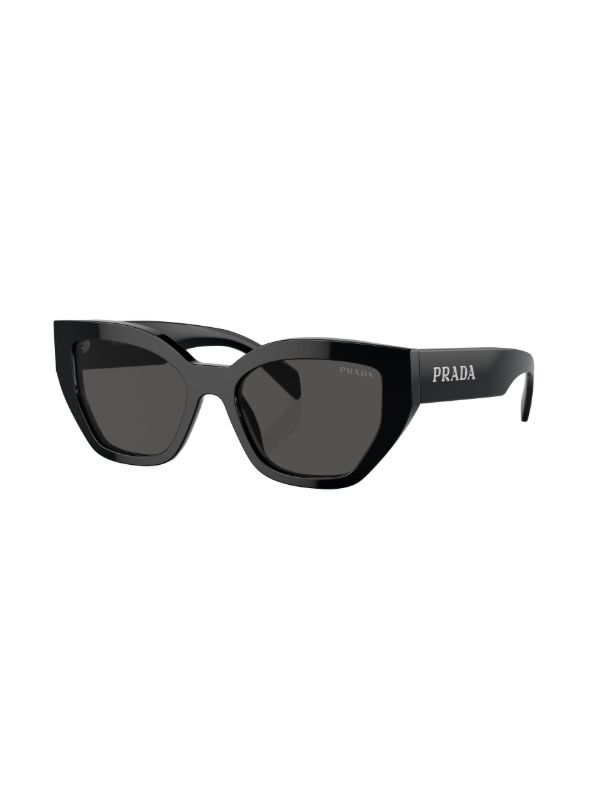 Prada Eyewear キャットアイ サングラス | ブラック | FARFETCH JP