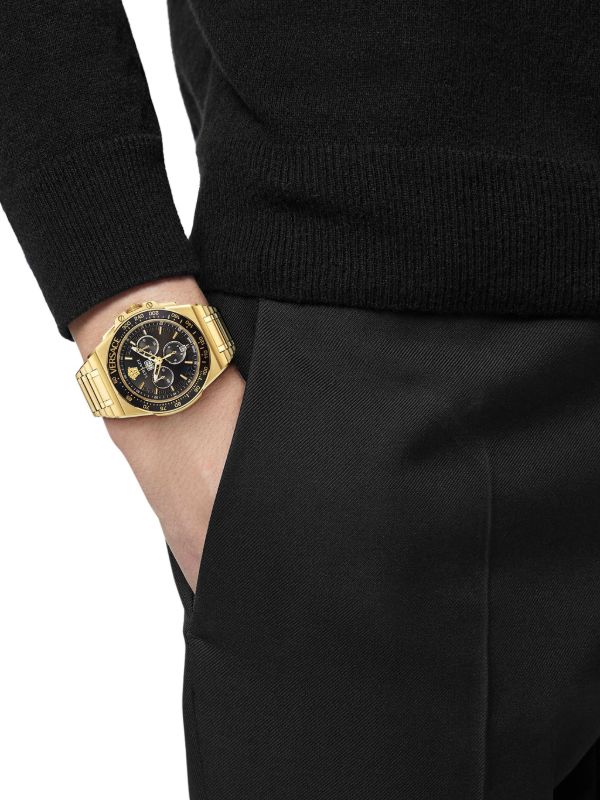 Versace グレカ クロノグラフ 腕時計 45mm | ブラック | FARFETCH JP
