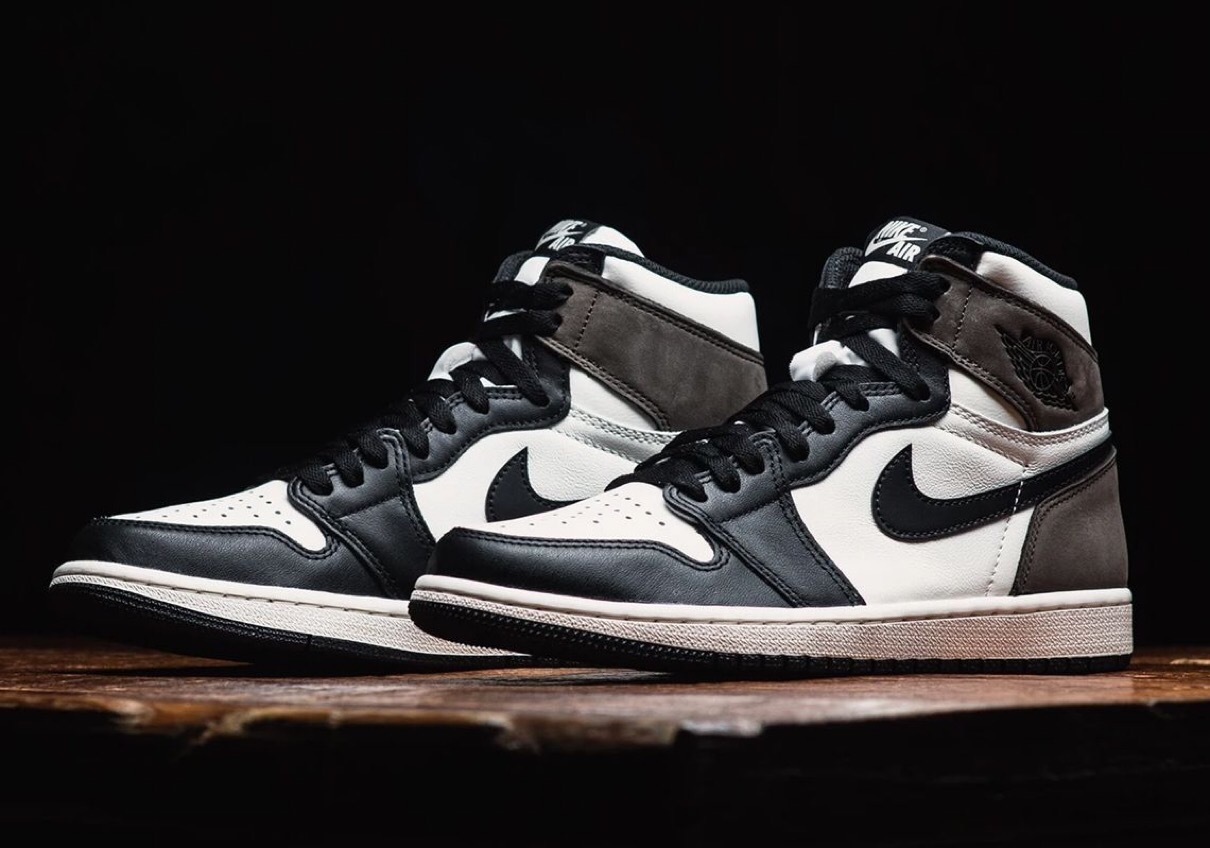 NIKE AIR JORDAN 1 RETRO HIGH OG DARK MOCHA ダークモカ (Nike