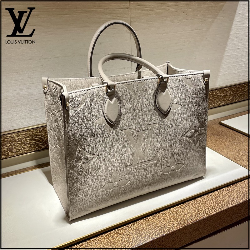 ルイヴィトン◇大容量通勤バック オンザゴーMM モノグラムトート