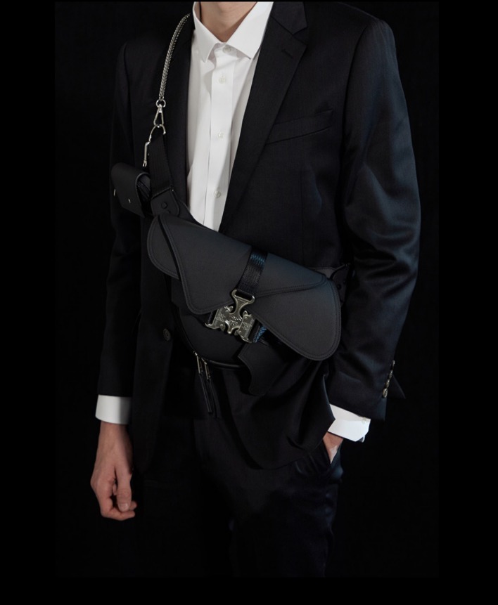 IUGAMAKARAS☆Triple Covered Crow Buckle Bag (IUGAMAKARAS