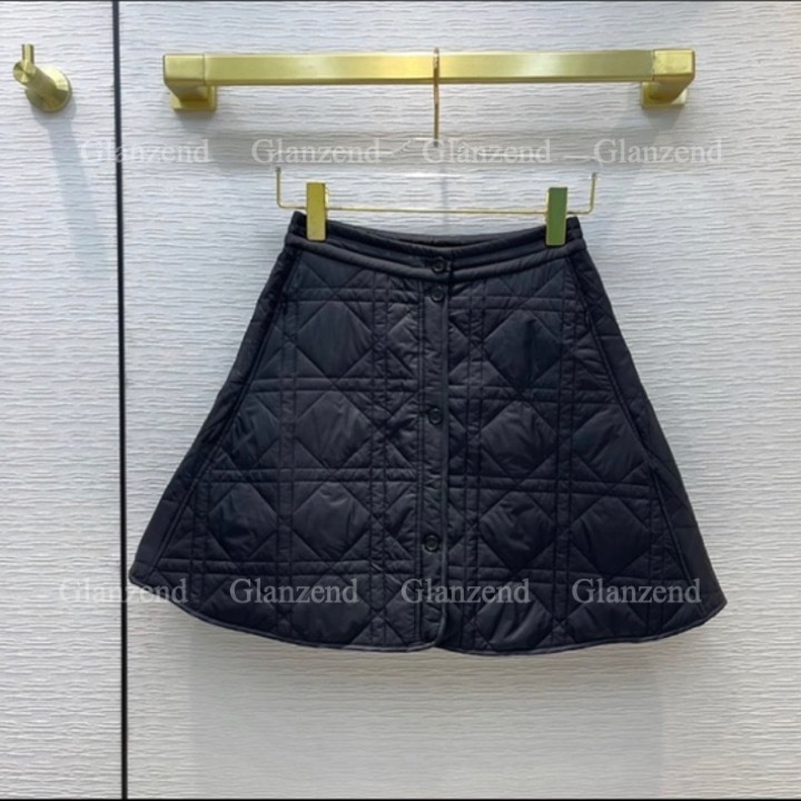 キルティングが可愛い♡【Dior】ミニスカート ブラック (Dior/スカート