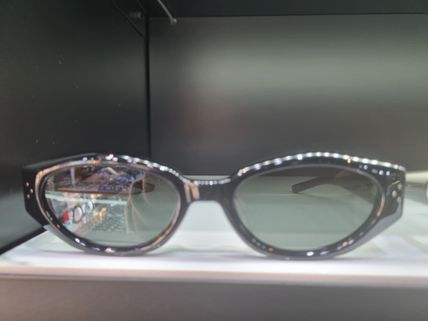 キャットアイ グレー（灰色）系 Gentle Monster(ジェントルモンスター