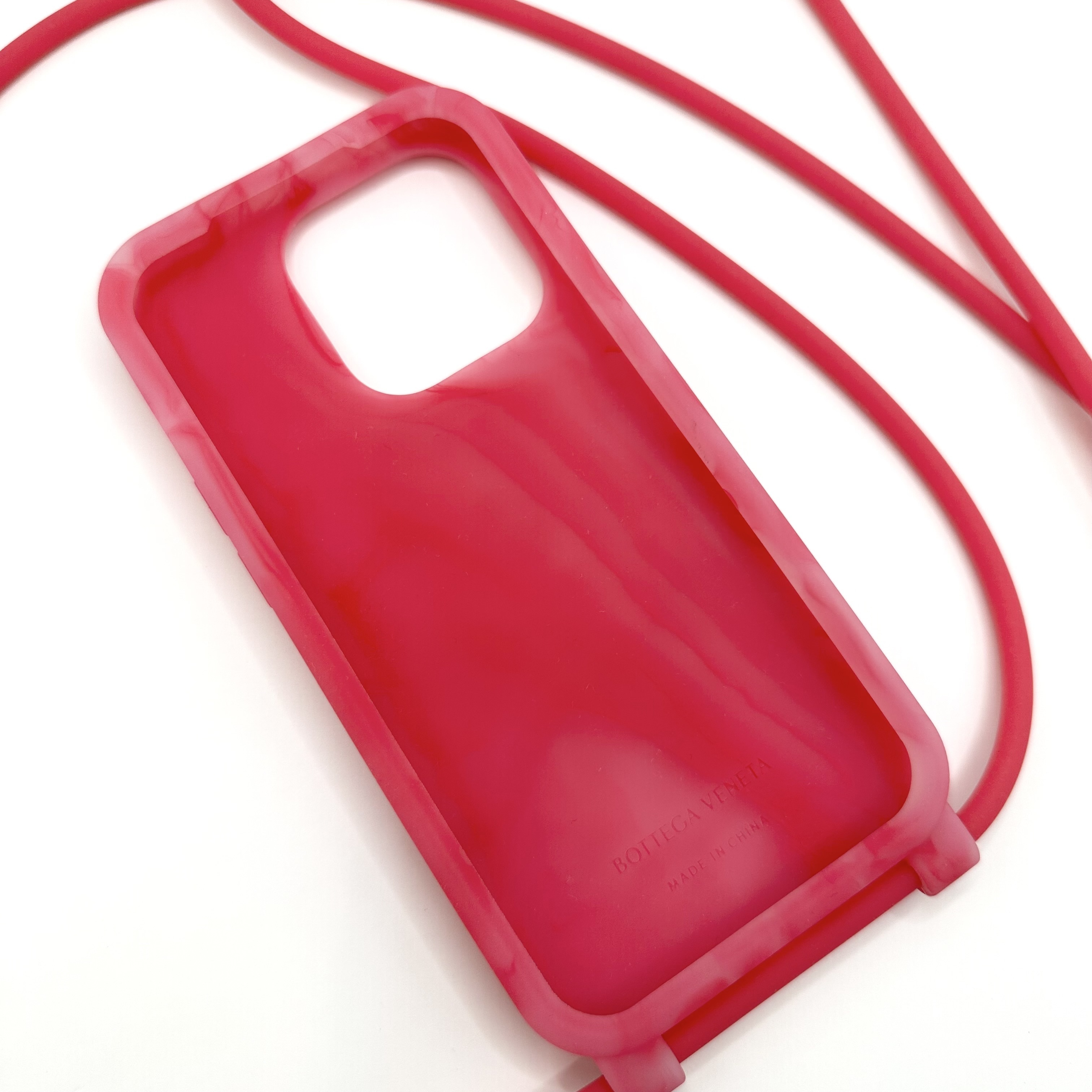 新品未使用】BOTTEGA VENETA iPhoneケース14pro ショルダー紐 (BOTTEGA