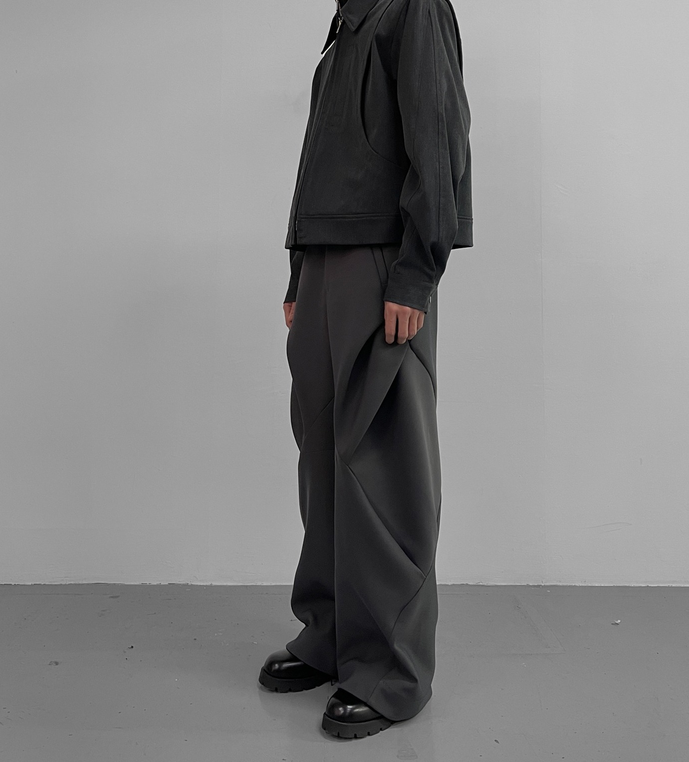 BAOVICTO*日本未入荷*プリーツデザイン/変形ワイドパンツ (BAOVICTO