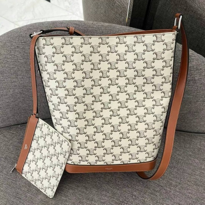 ☆Celine☆バケット / トリオンフキャンバス＆カーフスキン (CELINE