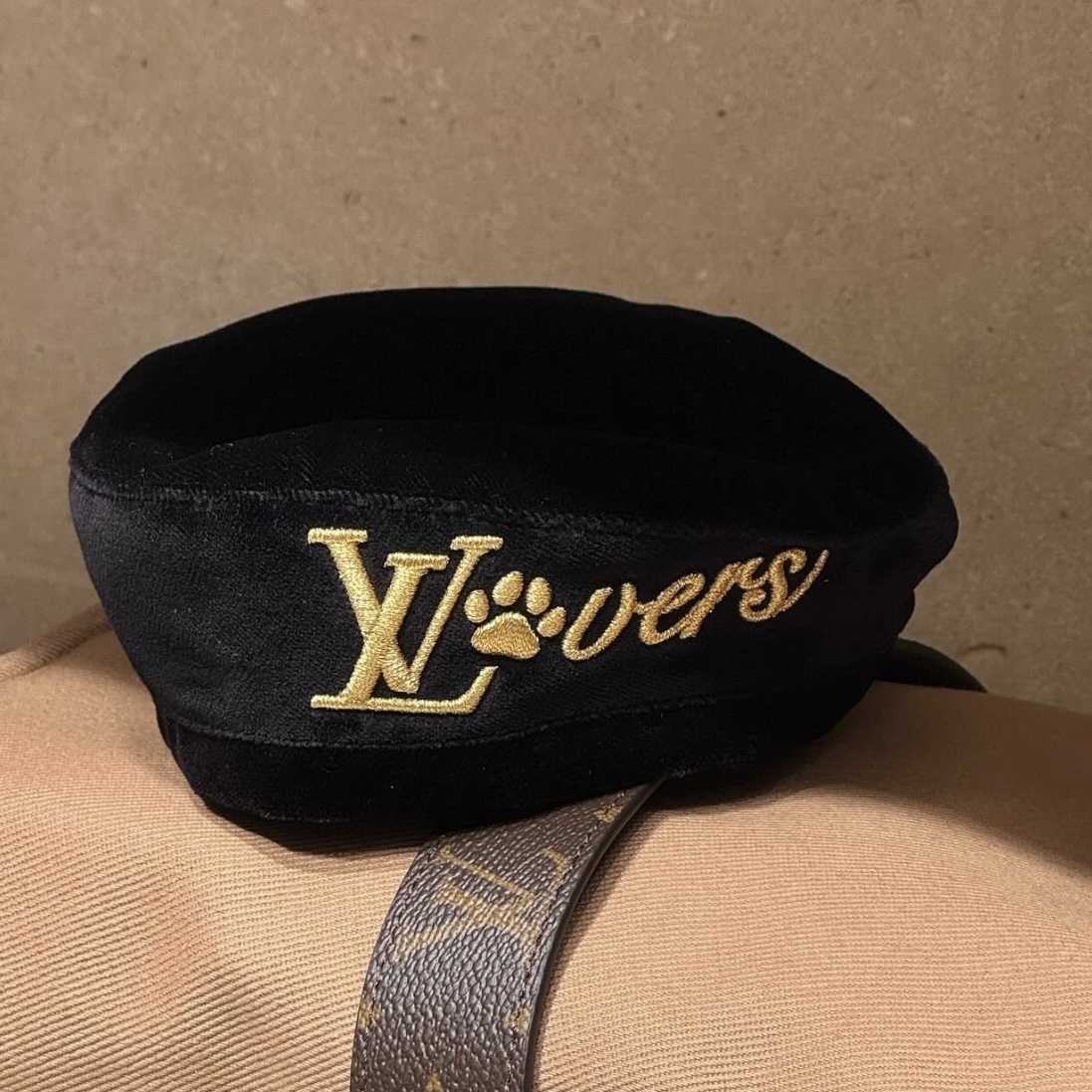 サイズ調整可能♪】ルイヴィトン ドッグ ベレー帽 犬用 (Louis Vuitton