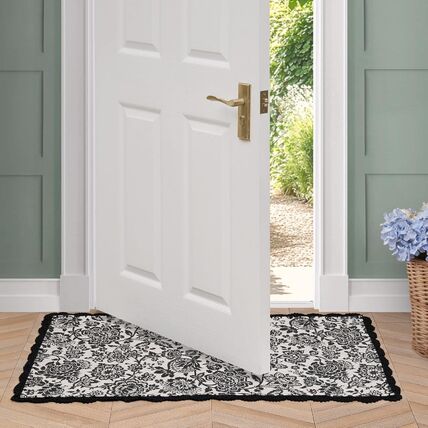 Laura Ashley(ローラアシュレイ) ラグ・カーペット(ライフスタイル