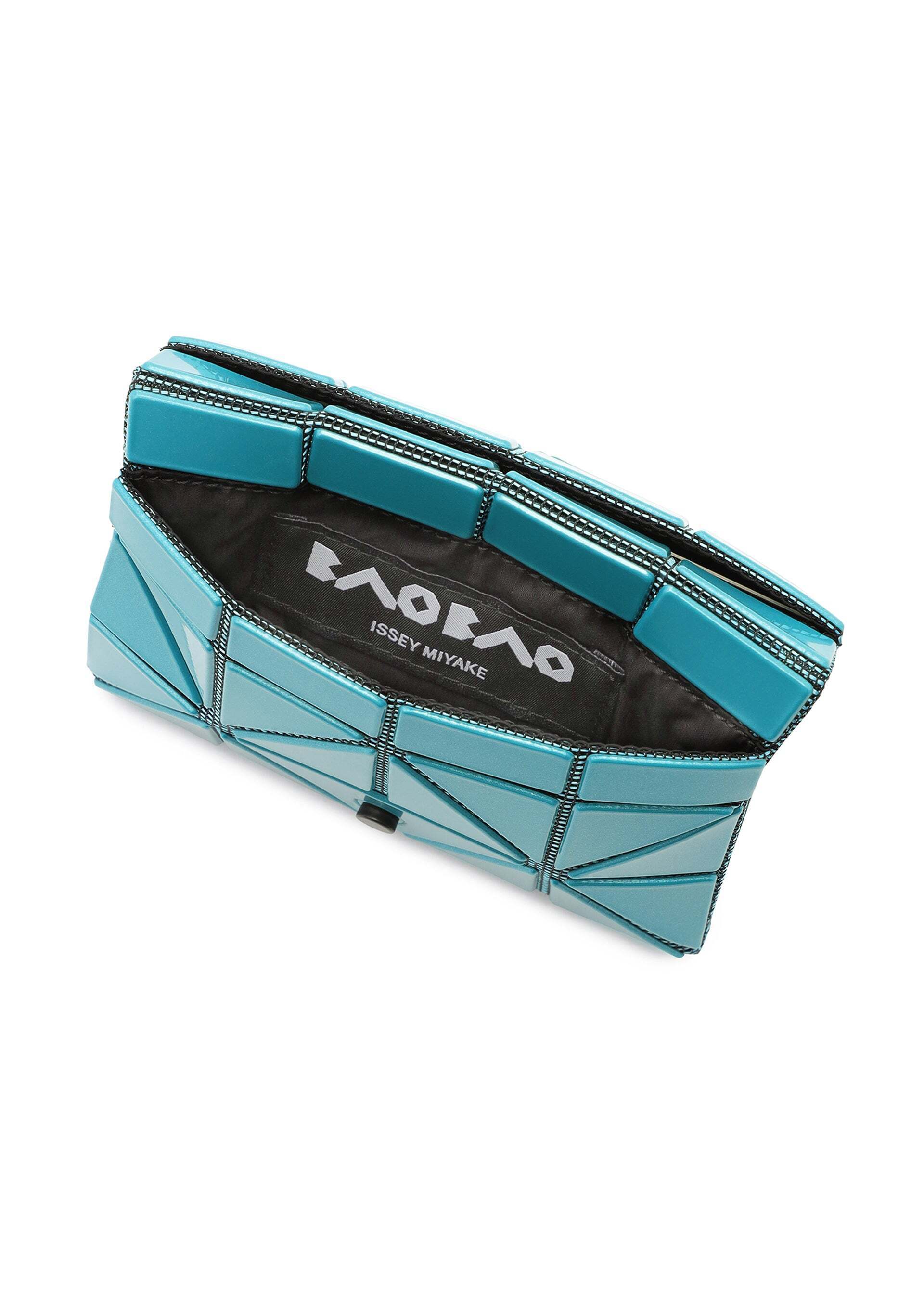 入手困難【BAO BAO ISSEY MIYAKE】WALLET ミニカードウォレット