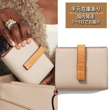 ベージュ系 LOEWE(ロエベ) 折りたたみ財布(レディース) - ブランド通販