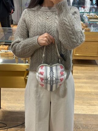 Vivienne Westwood(ヴィヴィアンウエストウッド) クラッチバッグ