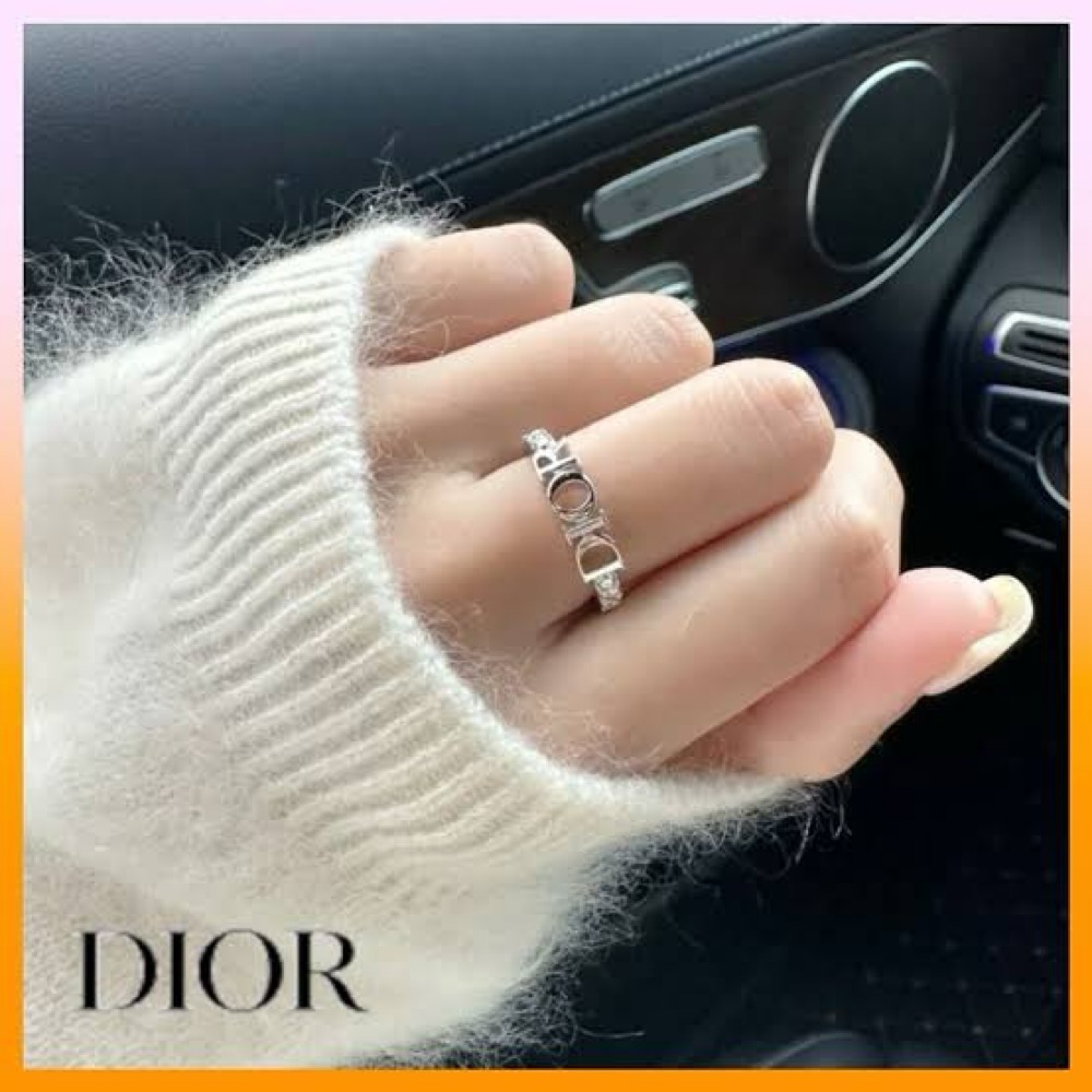 国内即発【DIOR】DIO(R)EVOLUTION リング メタル & クリスタル (Dior
